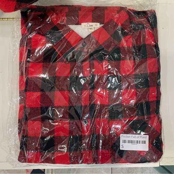 Women’s Plaid Super Soft Lined Button Up - Picture 1 of 8